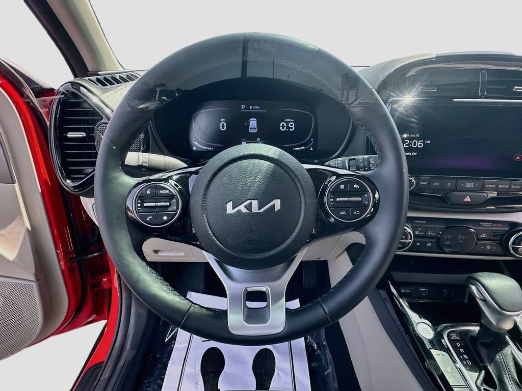Certified 2024 Kia Soul EX FWD image 11