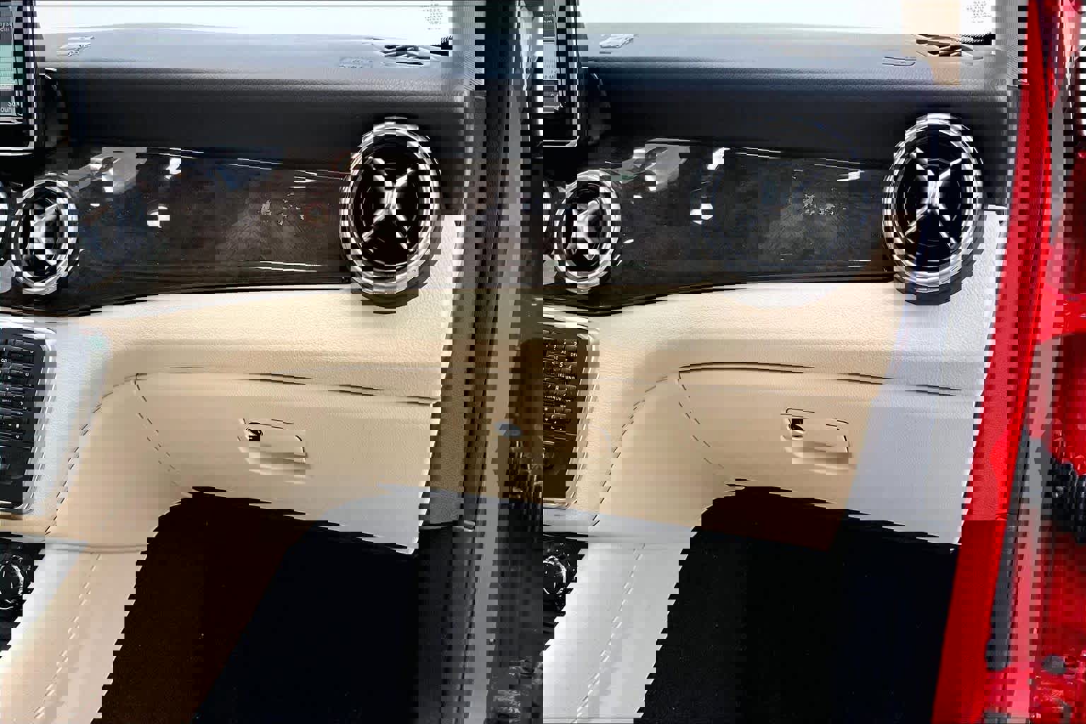 Used 2015 Mercedes-Benz GLA 250 4MATIC image 18