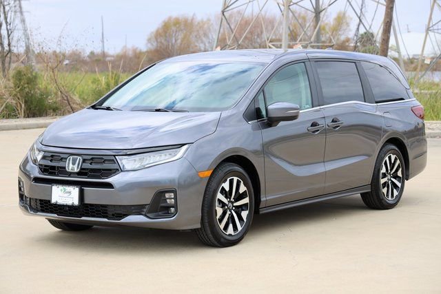 New 2026 Honda Odyssey EX-L image 3