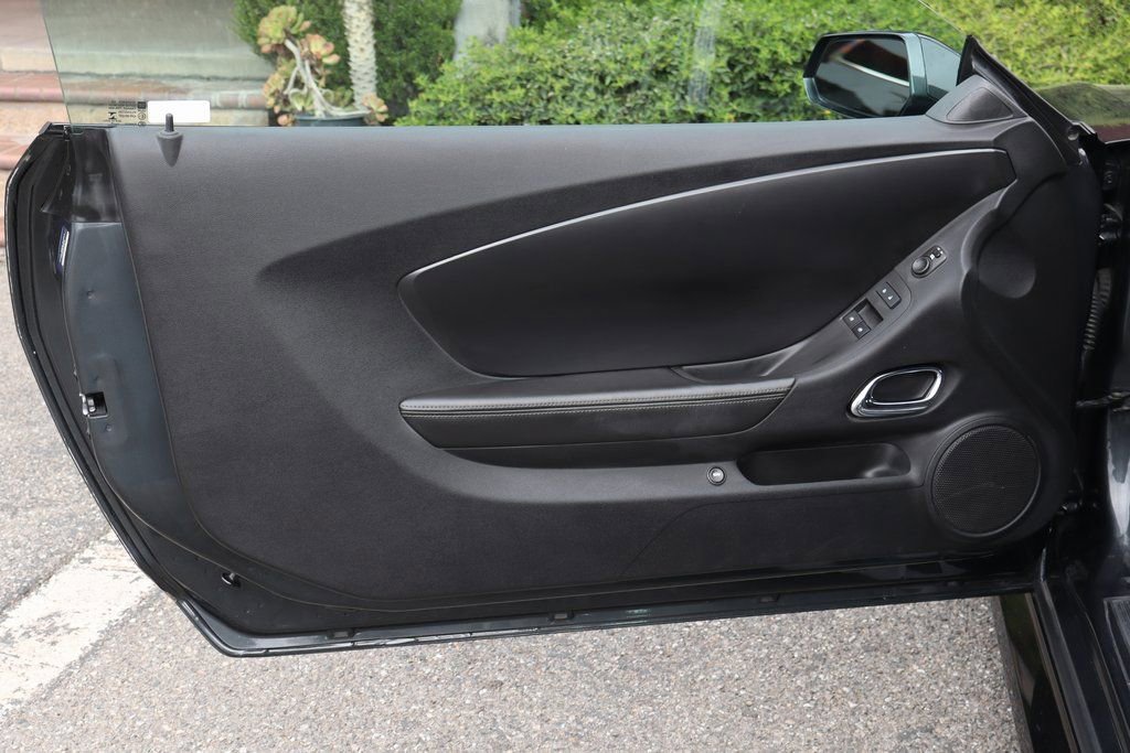 Used 2015 Chevrolet Camaro Z/28 RWD image 13