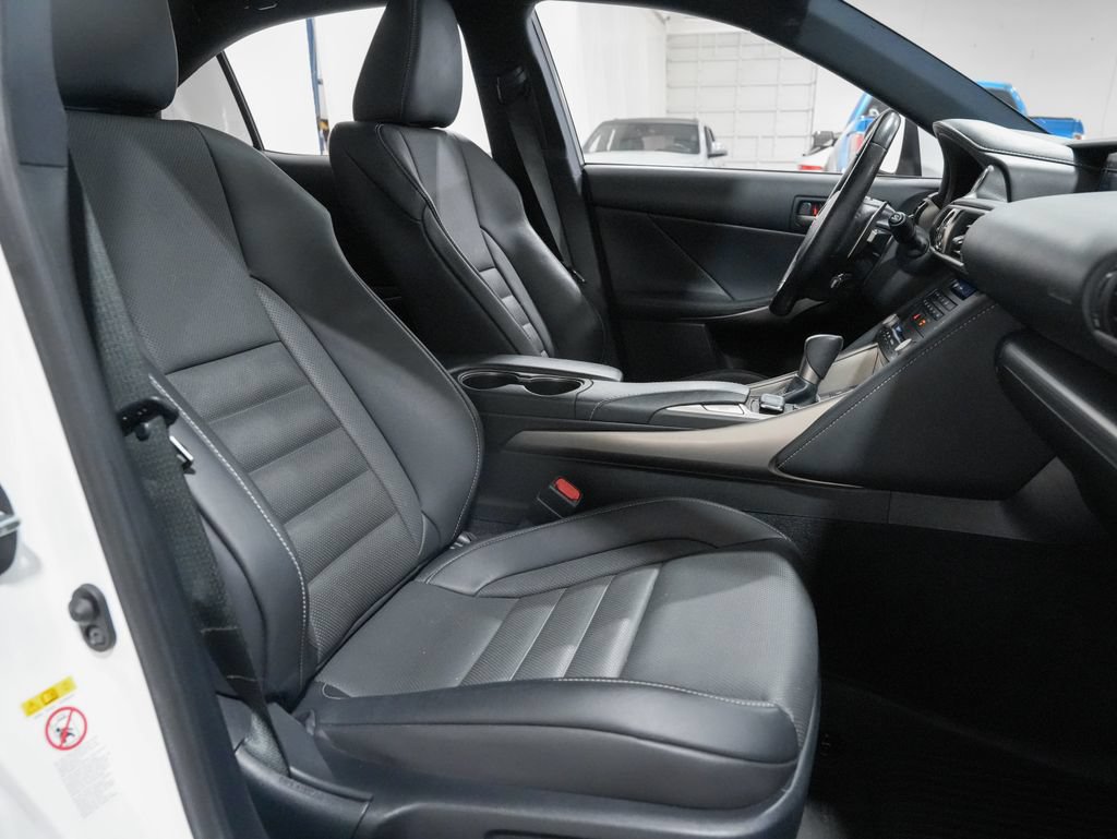 Used 2018 Lexus IS 350 F Sport RWD image 24