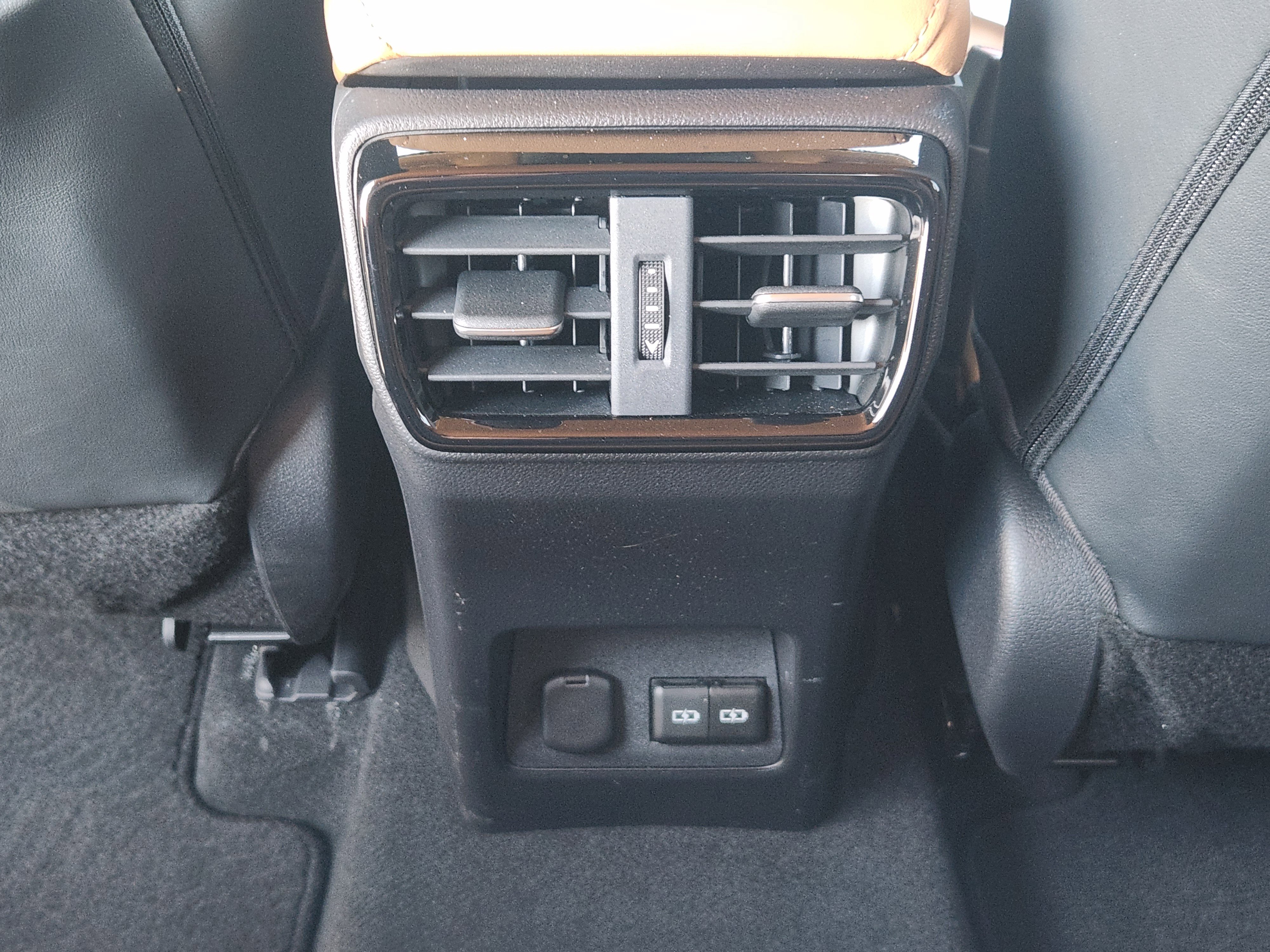 Certified 2025 Lexus NX 250 FWD w/ Premium Package image 37