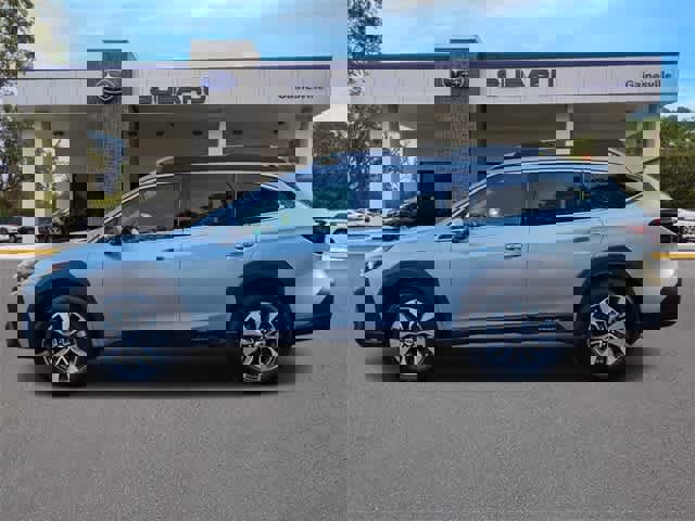 New 2025 Subaru Outback Touring image 3