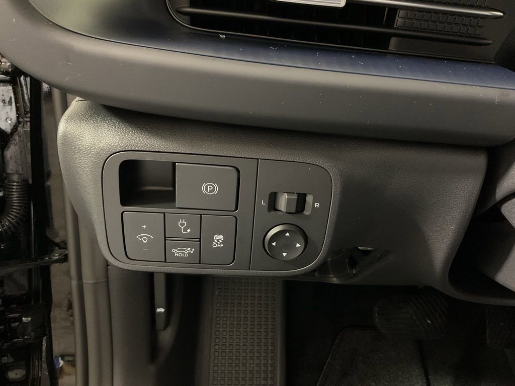 New 2025 Hyundai Ioniq 6 SEL image 25