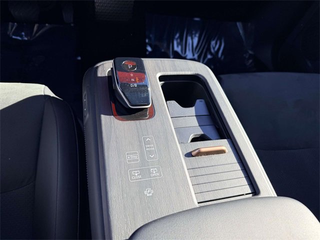 Used 2023 Nissan Ariya AWD image 24