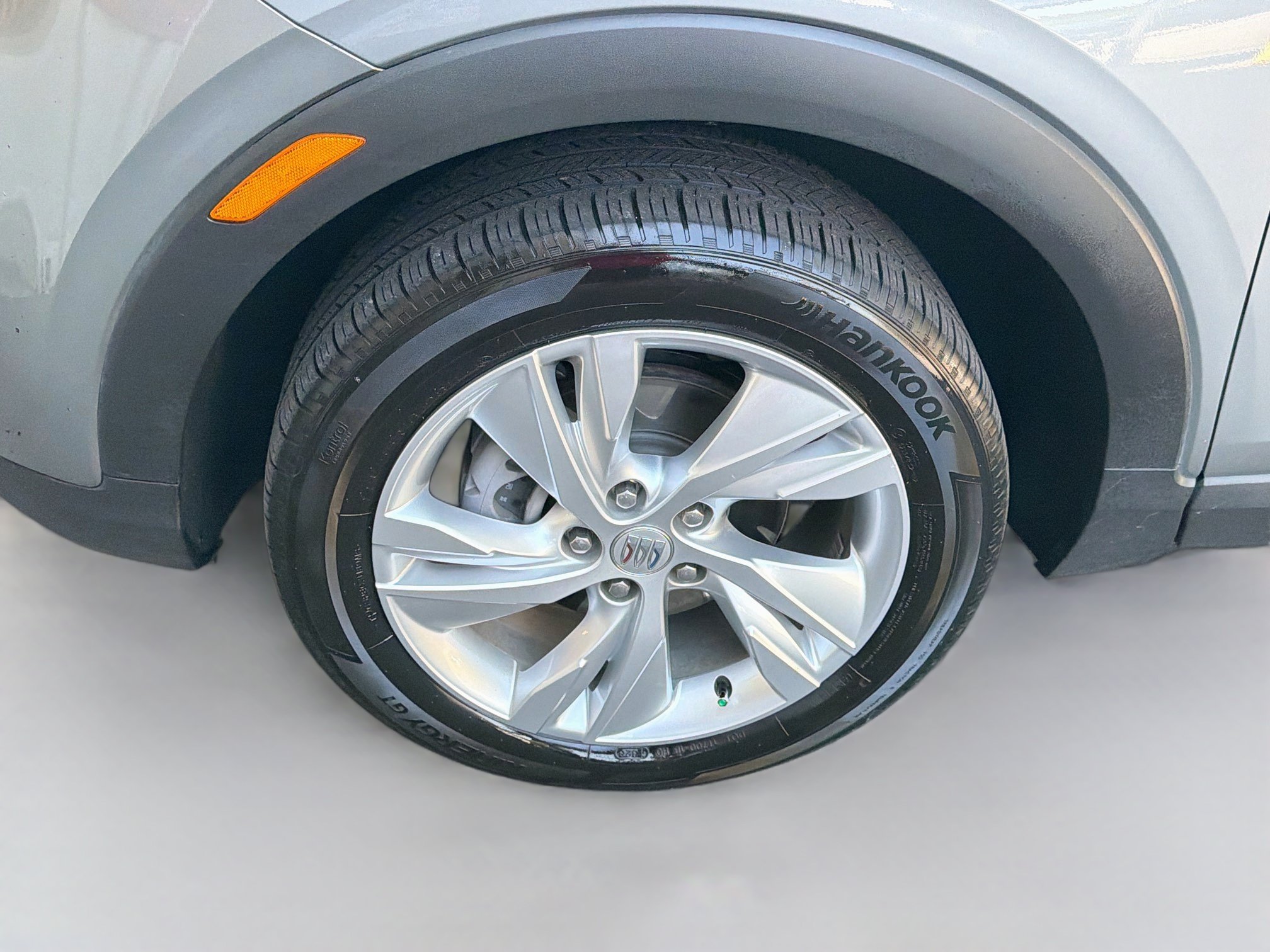 Used 2024 Buick Encore GX Preferred w/ Comfort Package FWD image 27