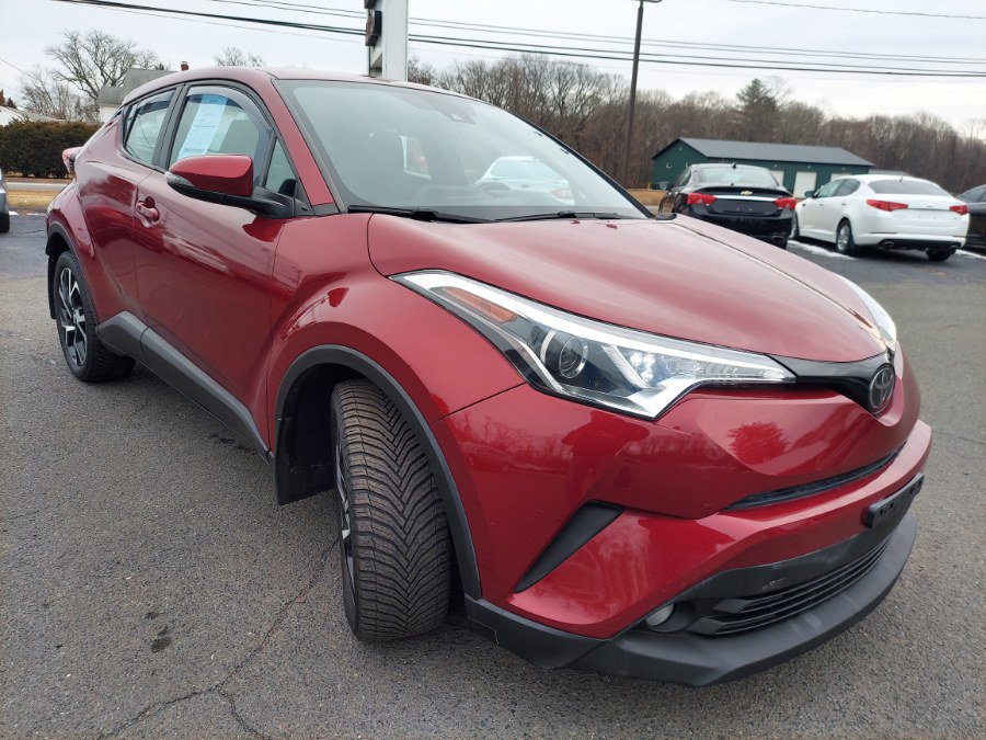 Used 2018 Toyota C-HR image 3