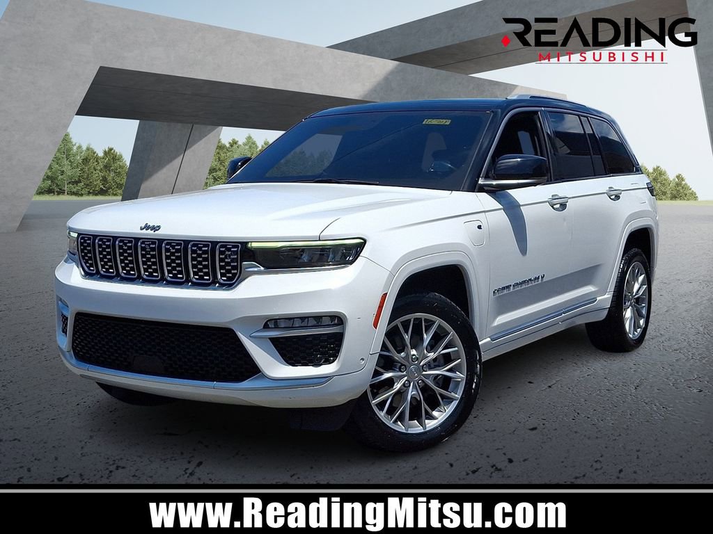 Used 2022 Jeep Grand Cherokee Summit w/ Advanced Protech Group IV AWD/4WD video 1