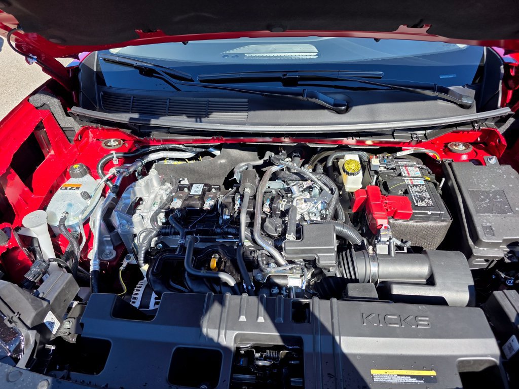 New 2027 Nissan Kicks SR w/ SR Premium Package FWD image 13