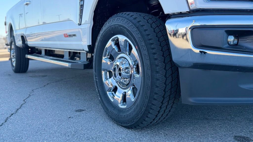 New 2026 Ford F350 Lariat w/ Chrome Package video 2