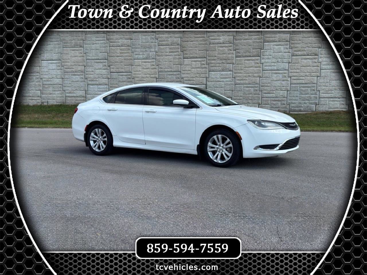 Used 2017 Chrysler 200 Limited Platinum FWD image 8