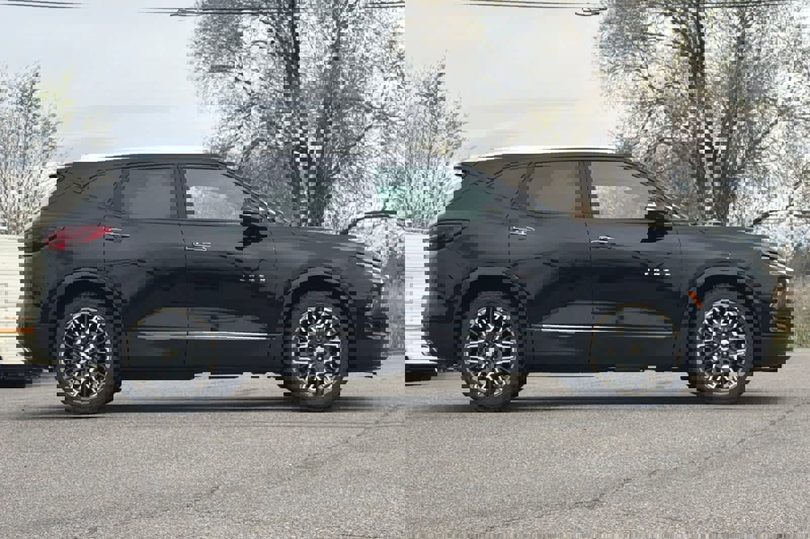 Used 2023 Chevrolet Blazer Premier w/ Driver Confidence II Package AWD/4WD image 8