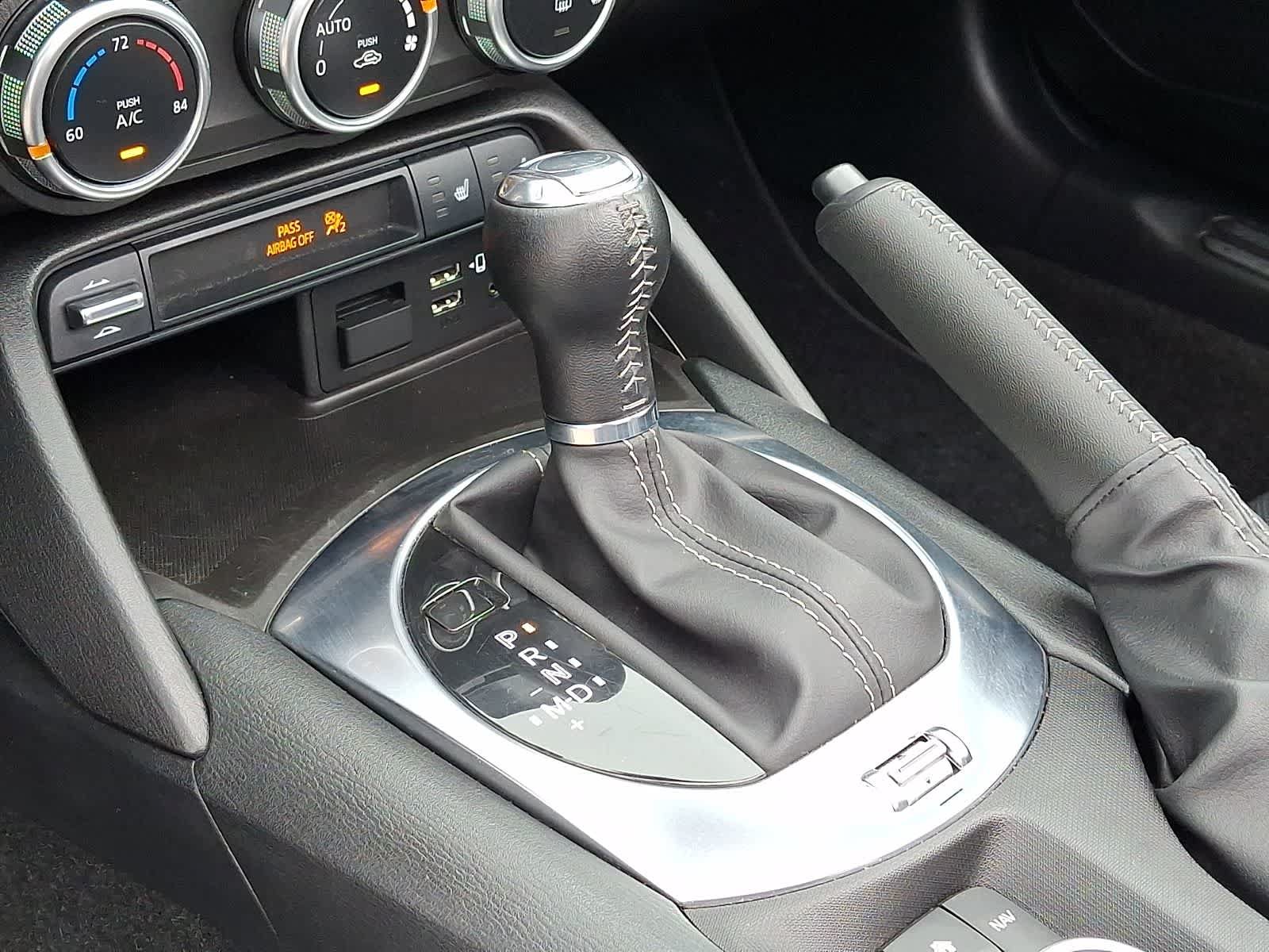 Used 2023 MAZDA MX-5 Miata Grand Touring RWD image 14