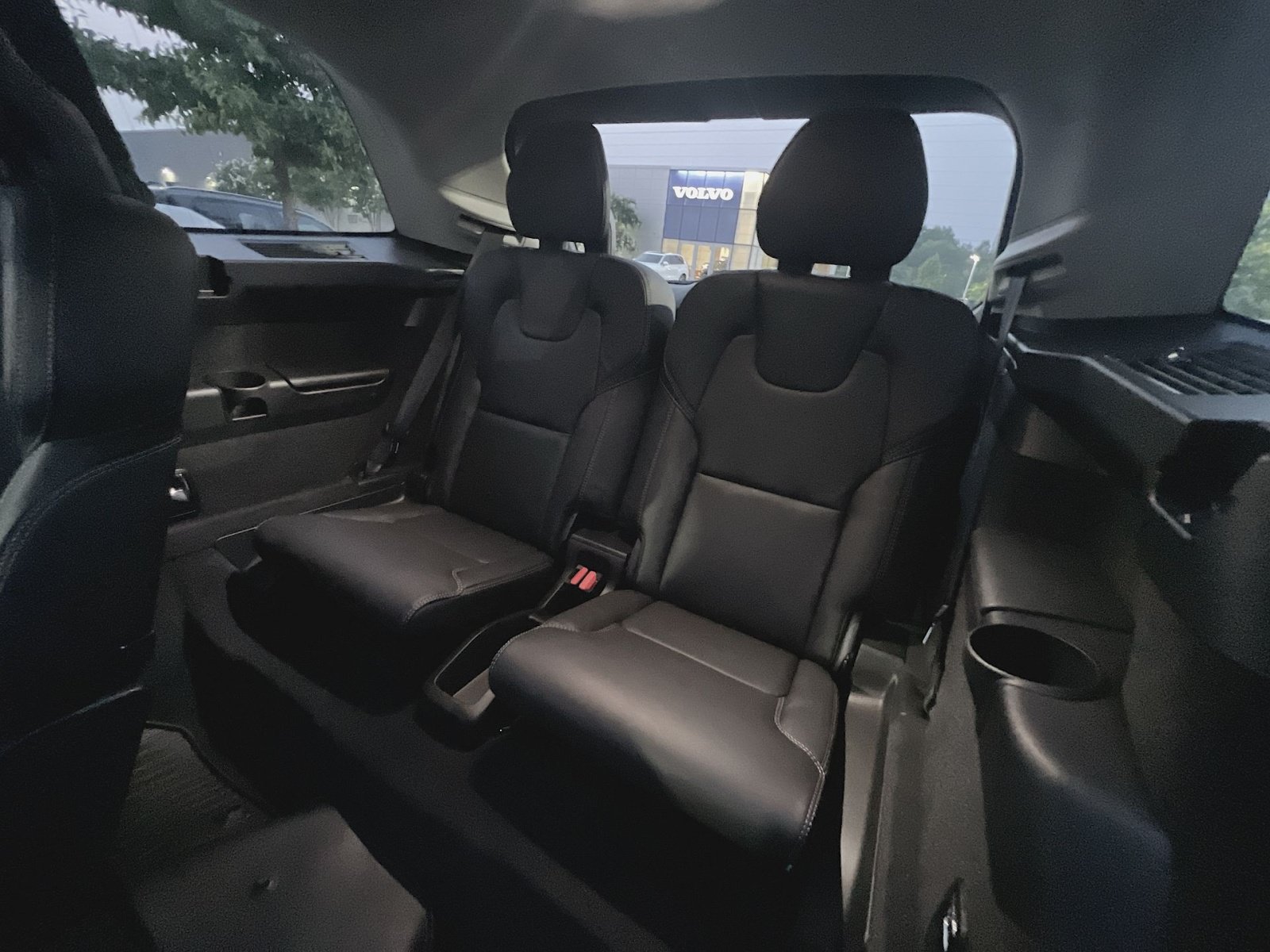 Certified 2024 Volvo XC90 T8 Ultimate w/ Protection Package AWD/4WD image 26