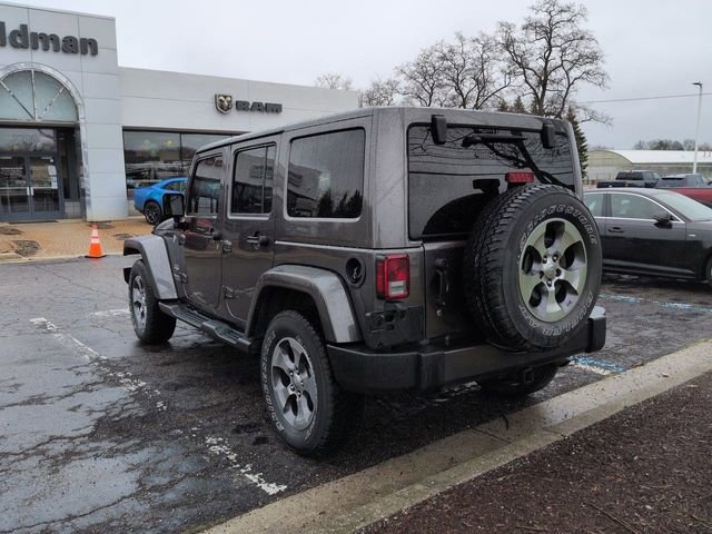 Used 2016 Jeep Wrangler Unlimited Sahara w/ Connectivity Group image 5