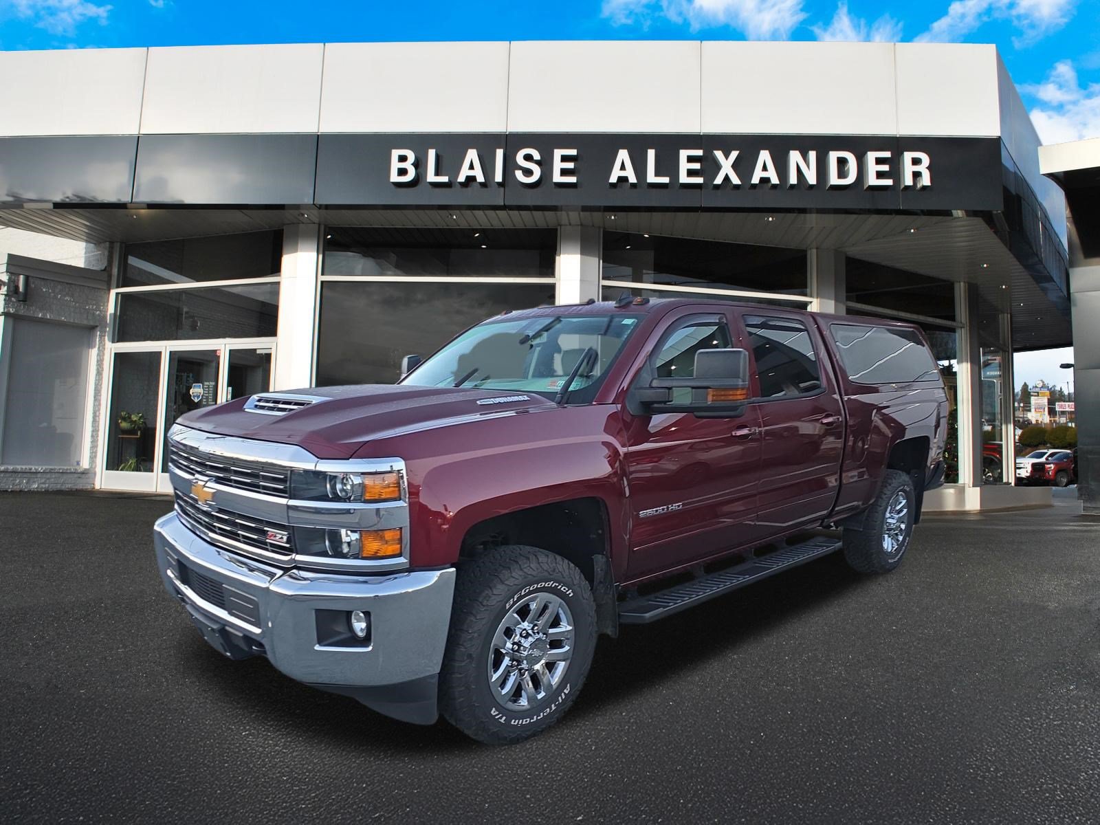 Used 2017 Chevrolet Silverado 2500 LT w/ LT Convenience Package AWD/4WD image 8