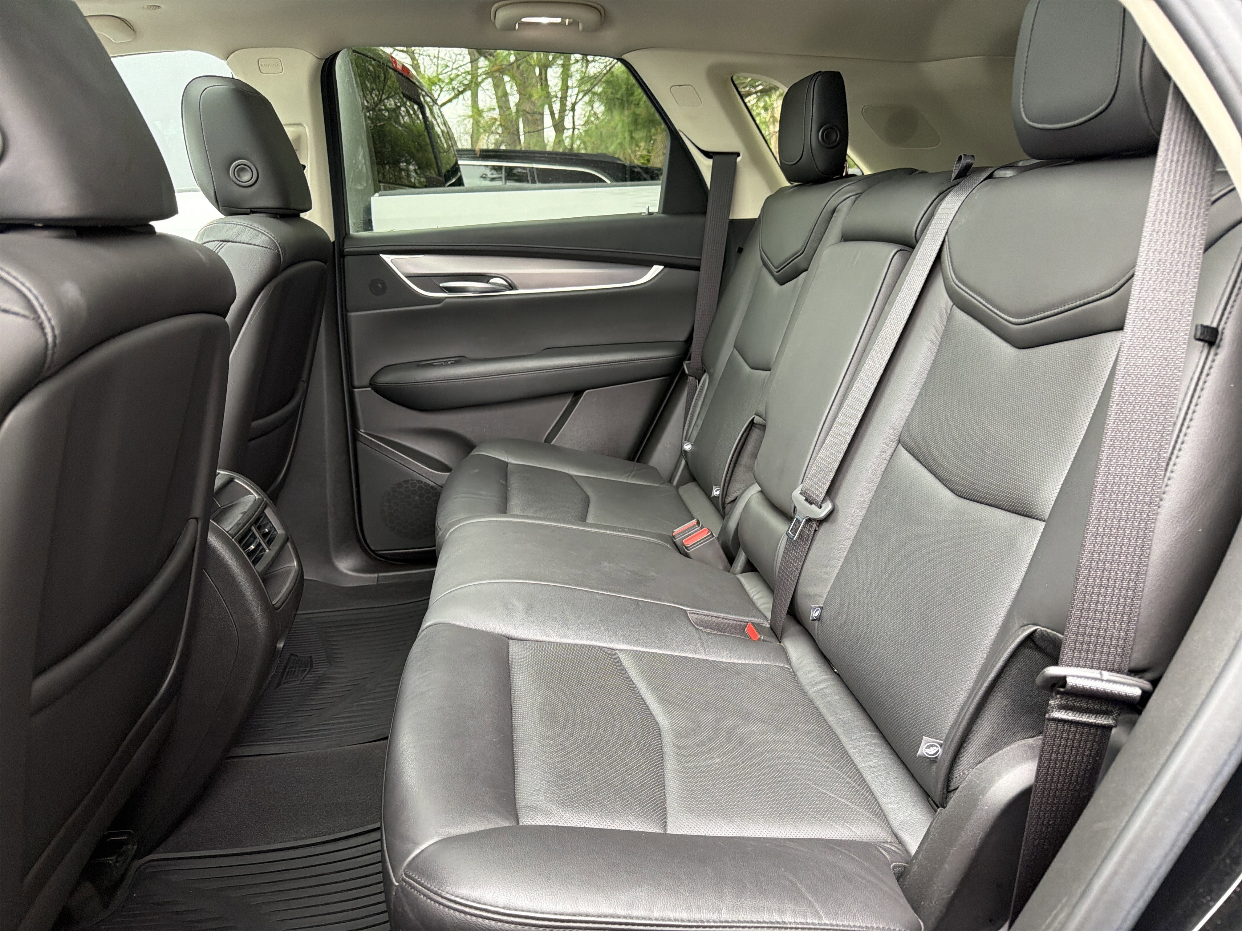 Used 2019 Cadillac XT5 Luxury AWD/4WD image 11