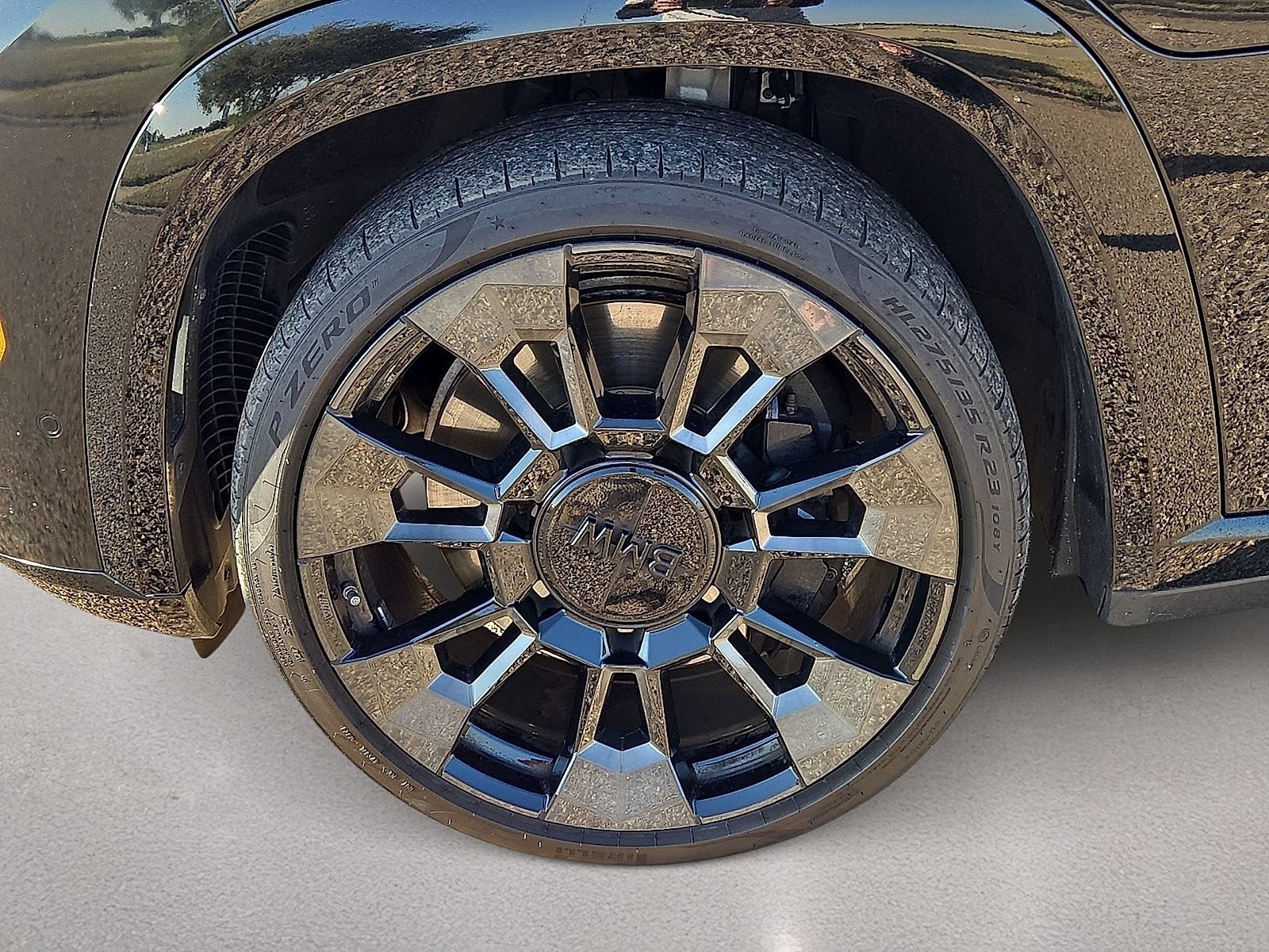 Used 2023 BMW XM AWD/4WD image 11