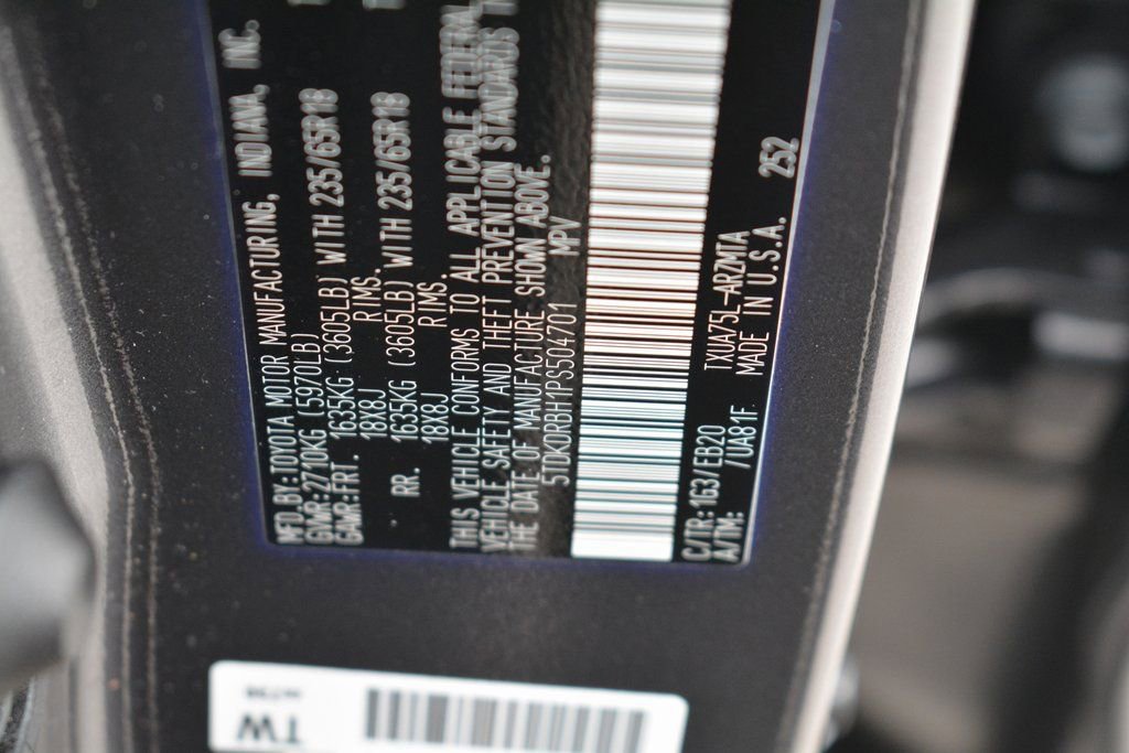 Used 2023 Toyota Highlander XLE image 30