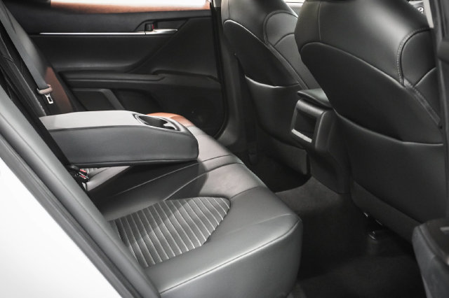 Used 2021 Toyota Camry SE FWD image 22