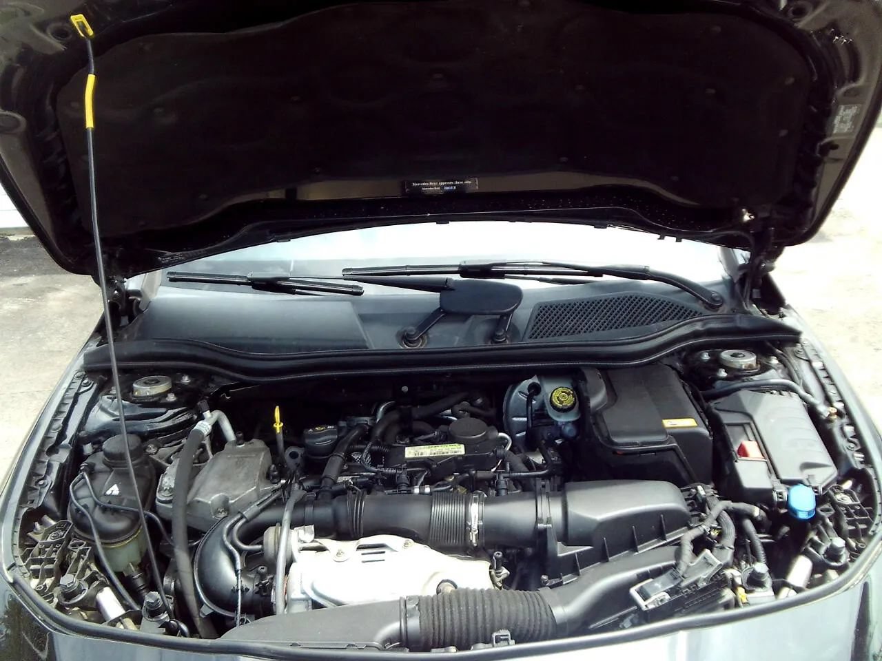 Used 2015 Mercedes-Benz CLA 250 4MATIC w/ Premium 1 Package image 34
