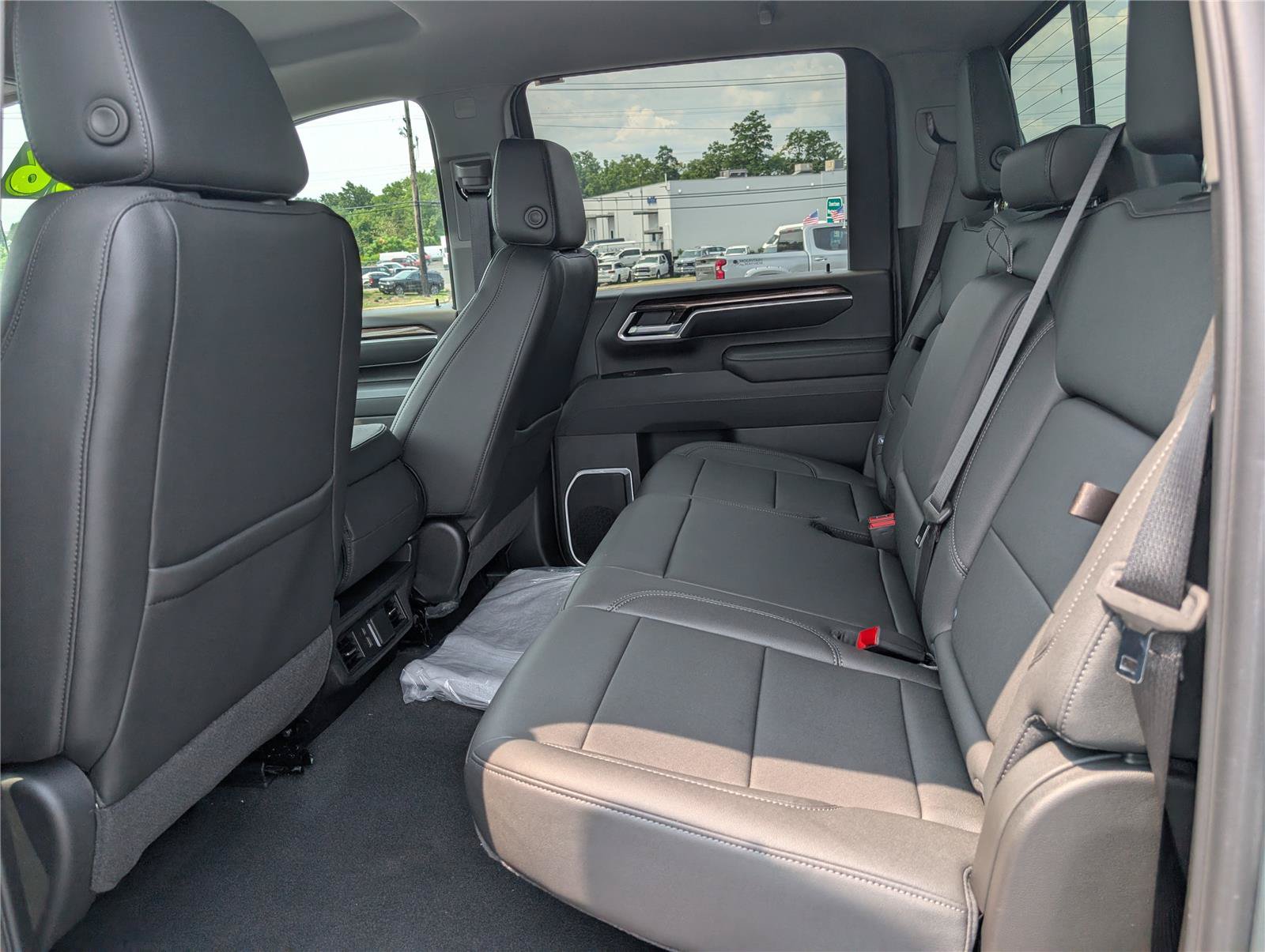 New 2026 Chevrolet Silverado 3500 LT AWD/4WD image 10