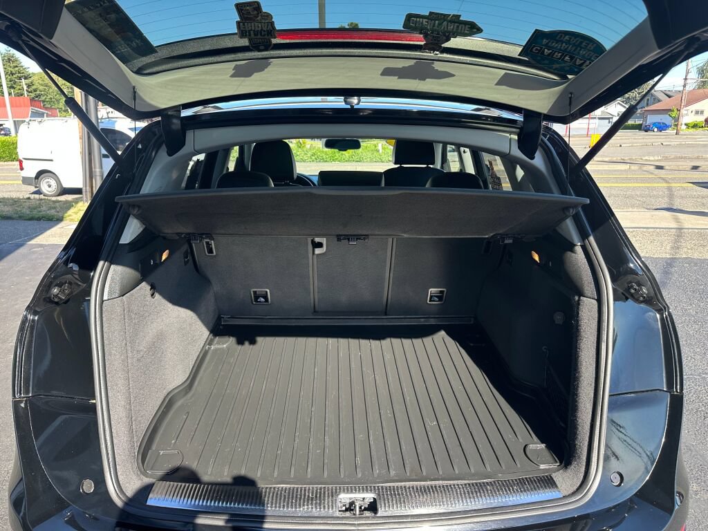 Used 2016 Audi Q5 3.0T Premium Plus w/ Technology Package AWD/4WD image 12