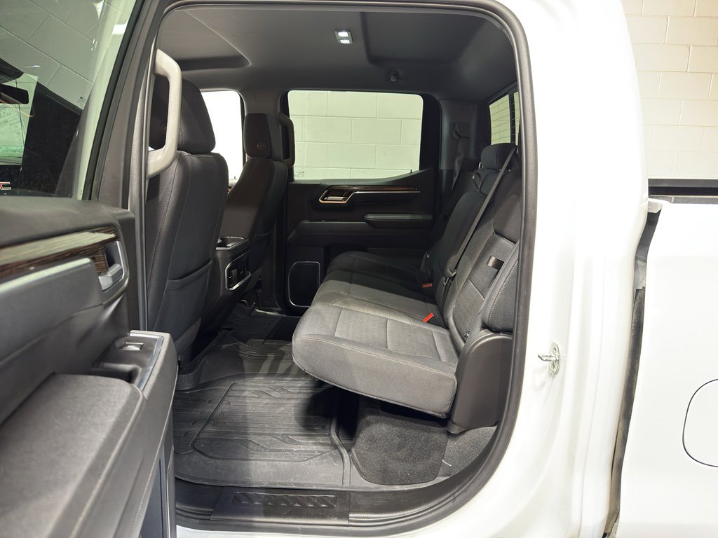 Used 2025 GMC Sierra 1500 Elevation w/ Preferred Package image 14