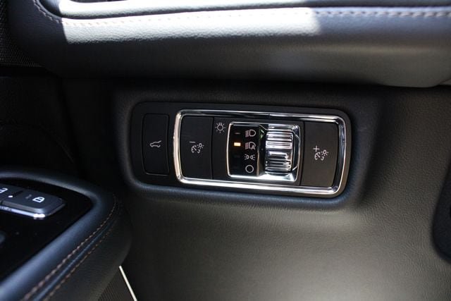 New 2026 Lincoln Aviator AWD image 9