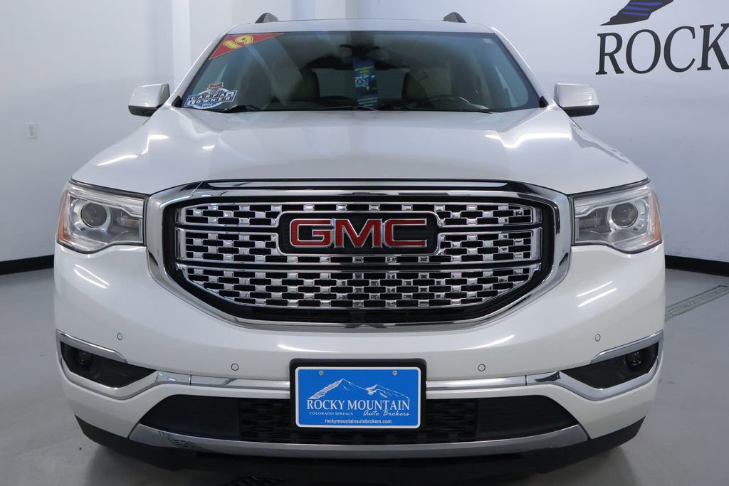 Used 2019 GMC Acadia Denali w/ Technology Package video 2