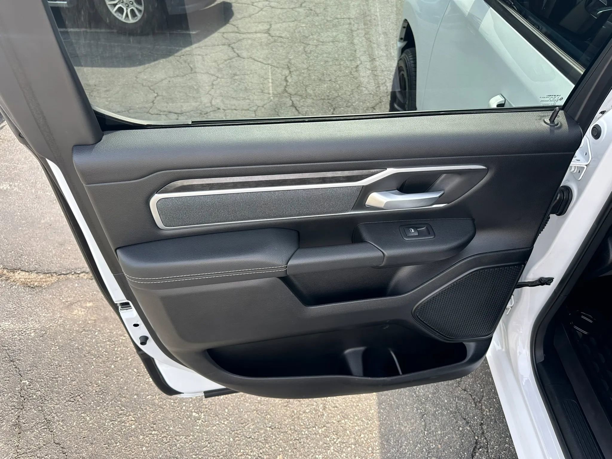 Used 2021 RAM 1500 Big Horn image 35