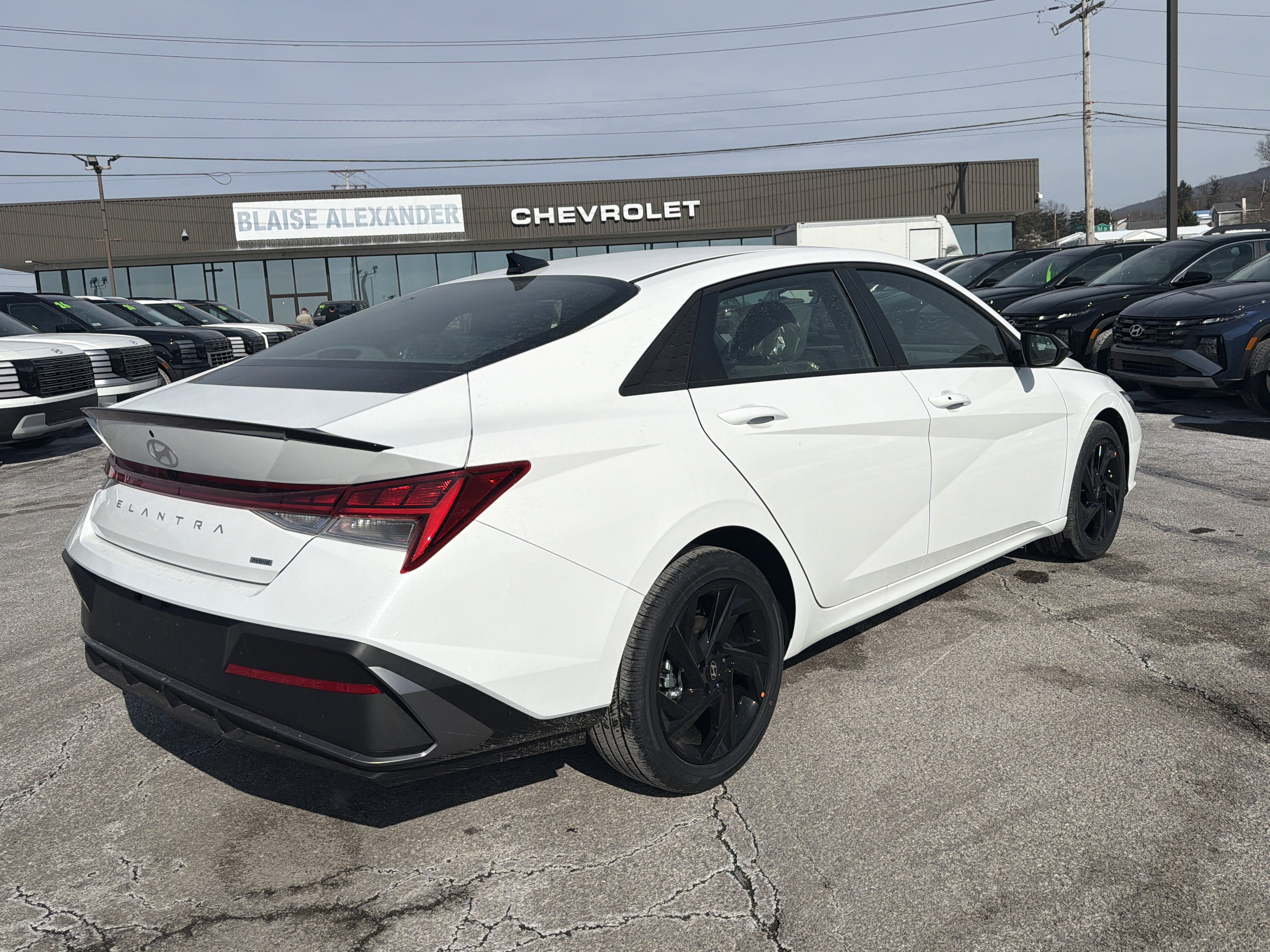 New 2026 Hyundai Elantra Sport image 3