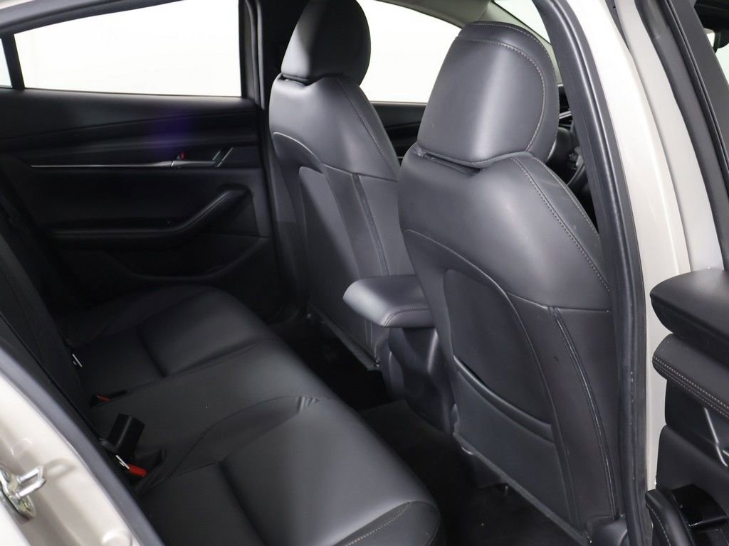Used 2025 MAZDA MAZDA3 s FWD image 25