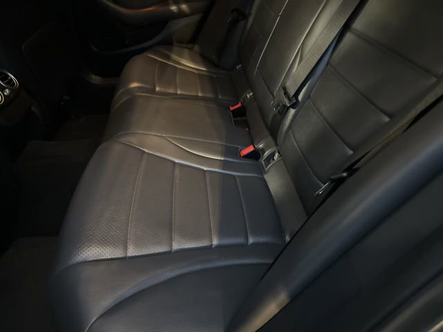 Used 2019 Mercedes-Benz C 300 Sedan image 21