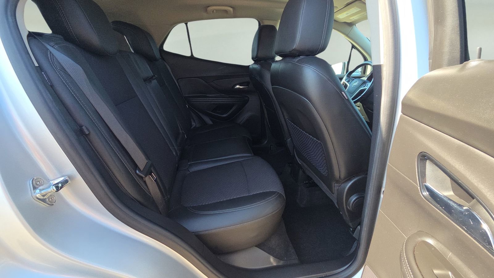 Used 2019 Buick Encore Preferred image 14