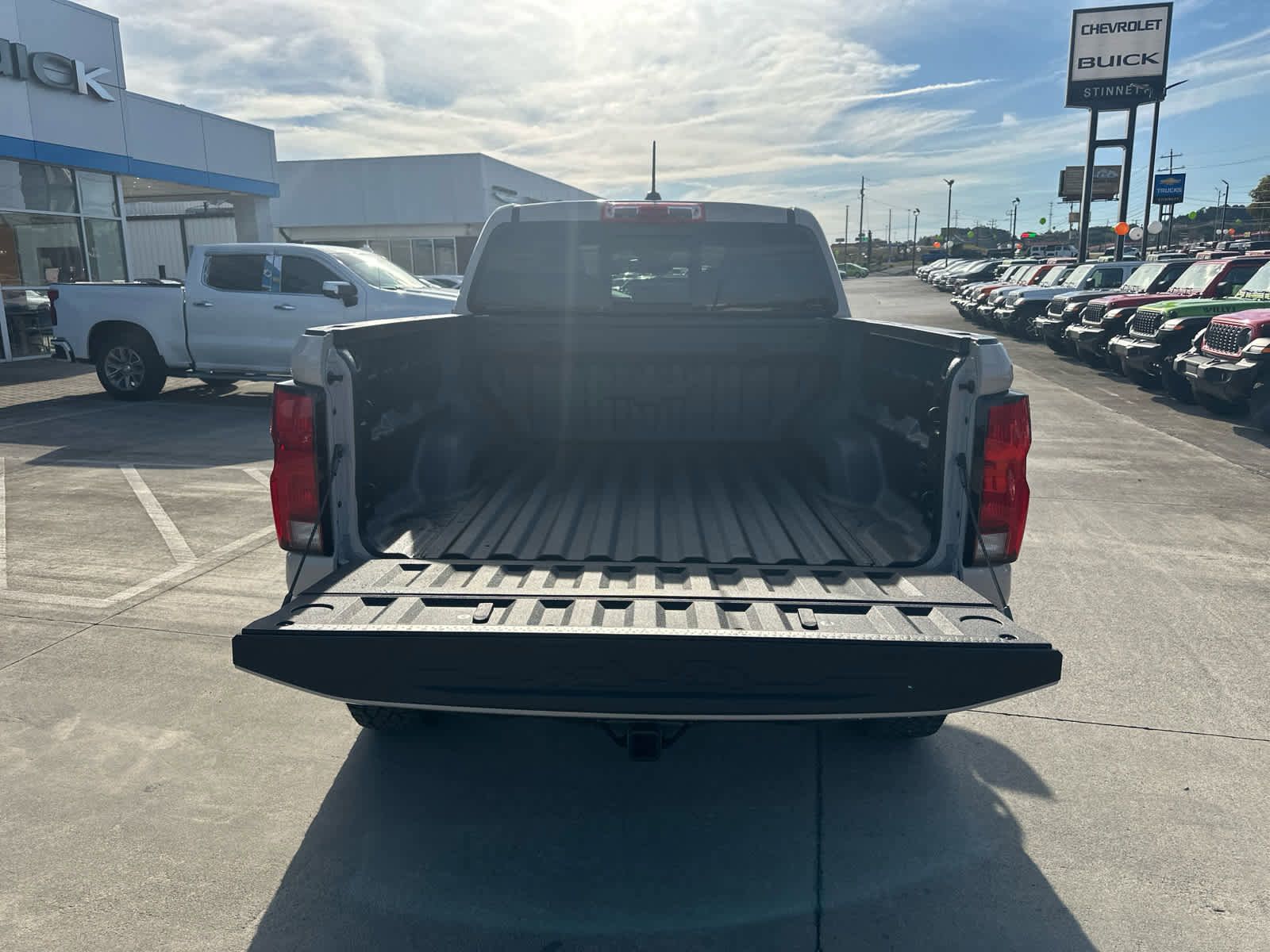 New 2026 Chevrolet Colorado ZR2 image 9