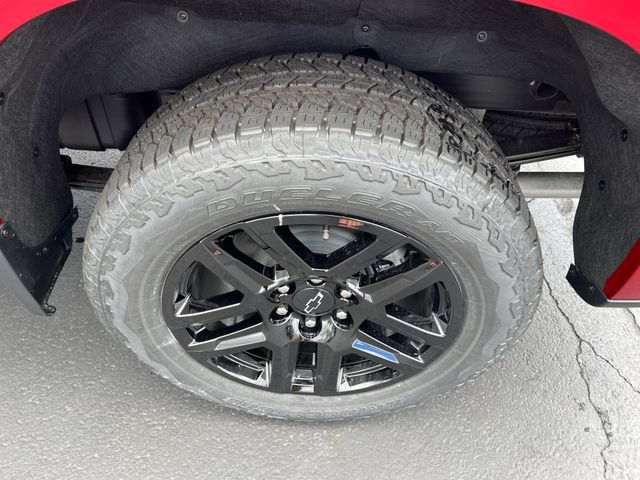 Certified 2026 Chevrolet Silverado 1500 RST w/ Dark Appearance Package AWD/4WD image 24