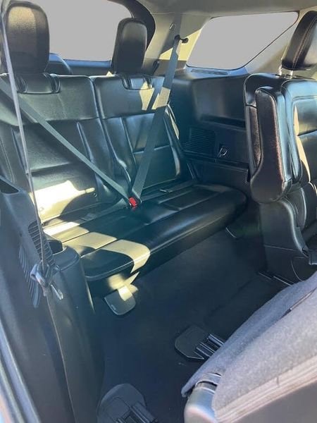 Used 2021 Ford Explorer XLT w/ Equipment Group 202A image 27