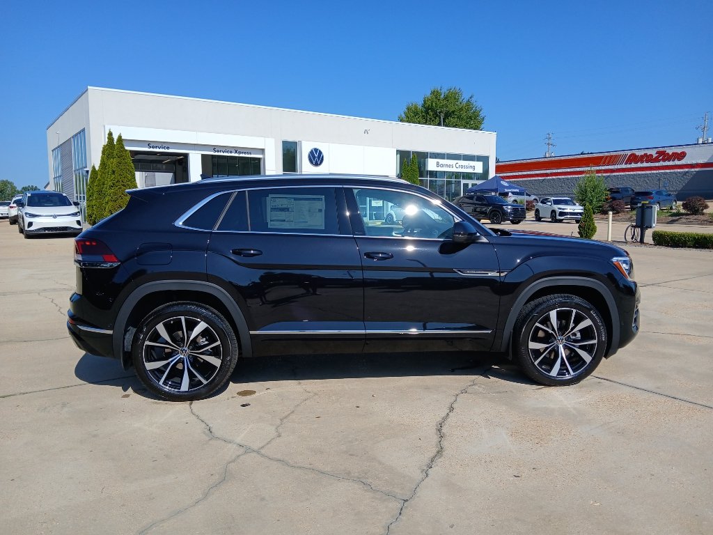 New 2026 Volkswagen Atlas Cross Sport SEL Premium R-Line AWD/4WD image 8