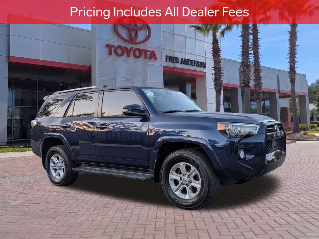 Used 2020 Toyota 4Runner SR5 Premium w/ Moonroof Package AWD/4WD video 1