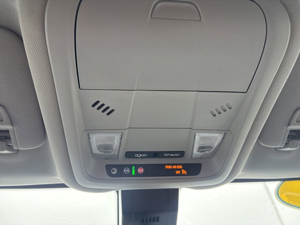 Used 2022 Chevrolet Equinox LT image 35
