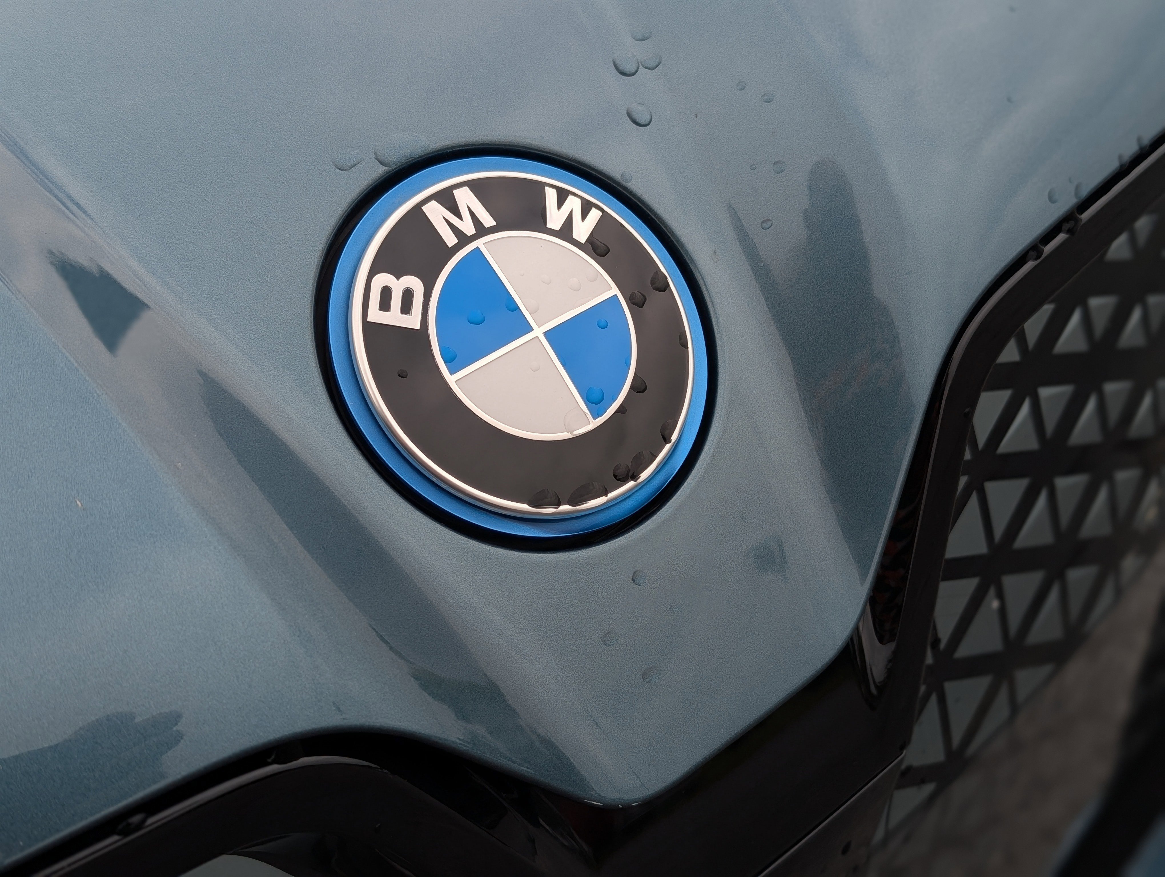 Used 2023 BMW iX xDrive50 w/ Sport Package image 15