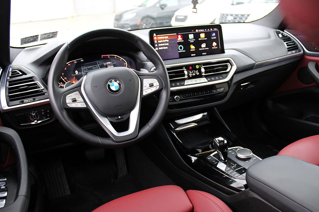 Used 2024 BMW X3 xDrive30i w/ Premium Package w/ZPA AWD/4WD image 4