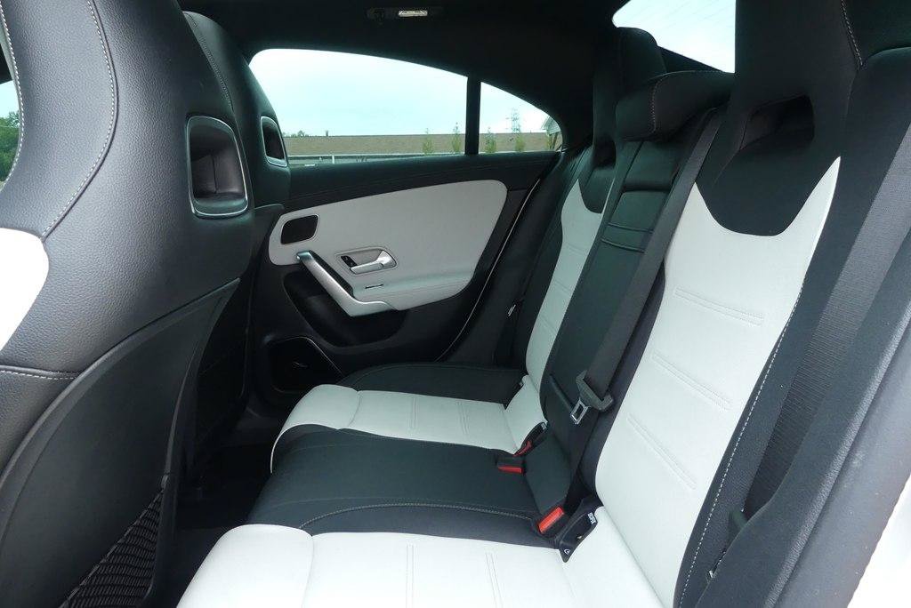 Used 2021 Mercedes-Benz CLA 35 AMG 4MATIC image 37