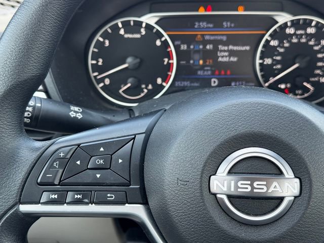 Used 2025 Nissan Altima 2.5 SV FWD image 23