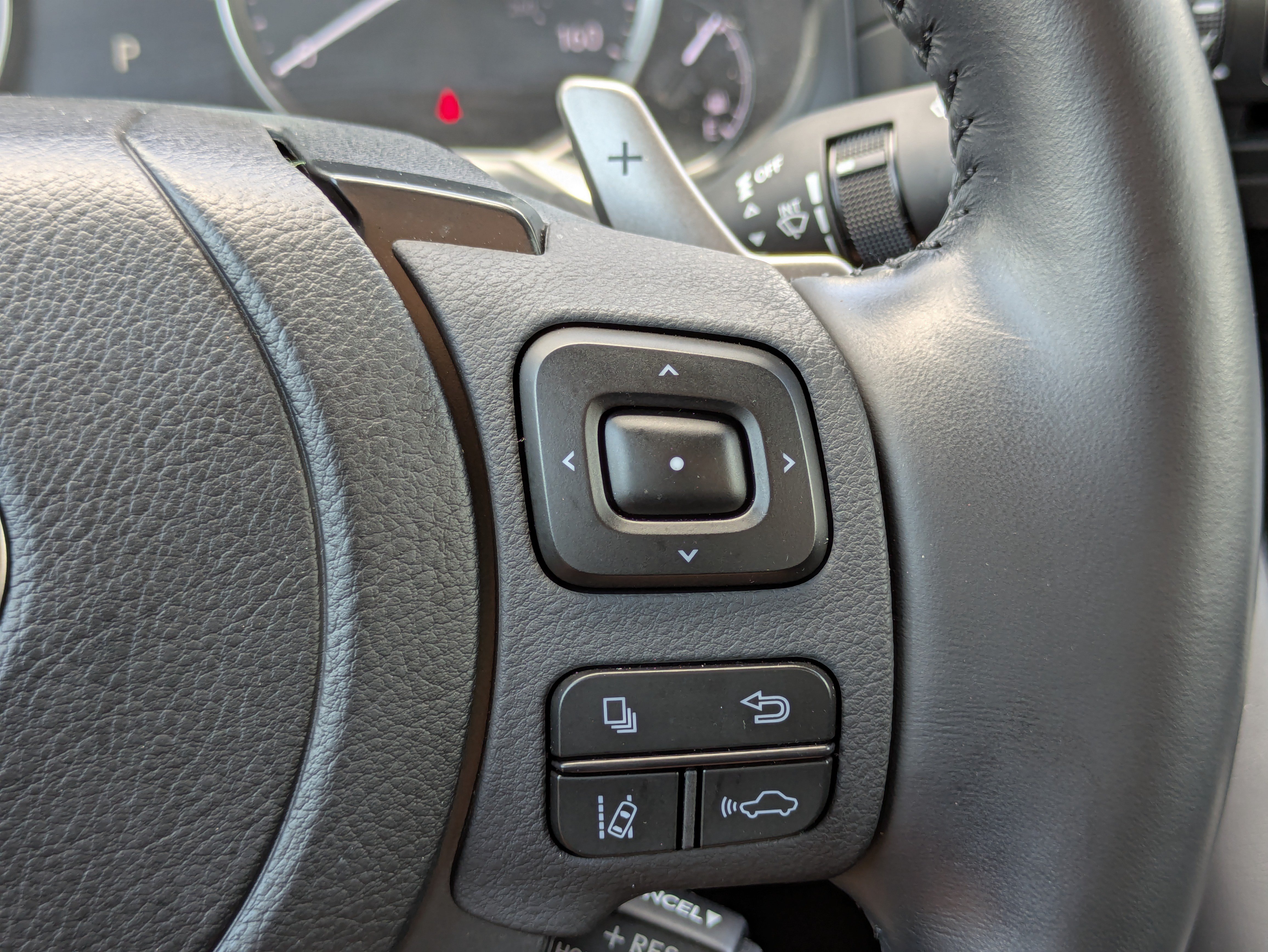 Used 2025 Lexus IS 350 F Sport w/ Accessory Package 2 RWD image 24