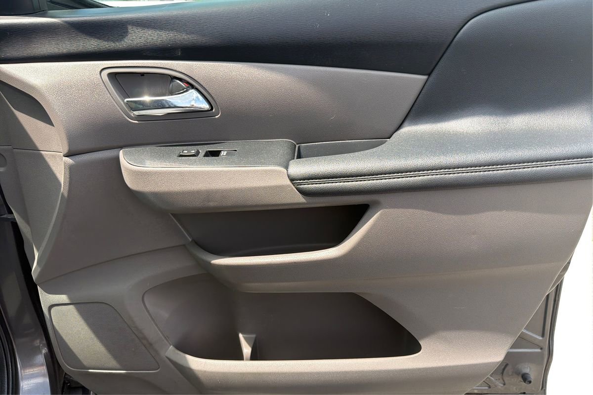 Used 2015 Honda Odyssey EX image 21