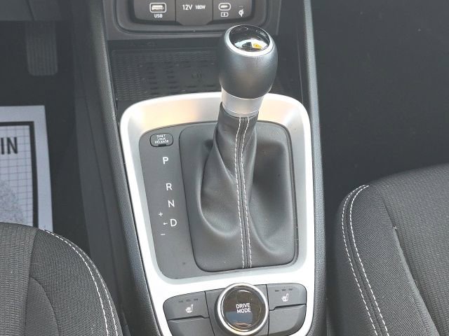 Certified 2026 Hyundai Venue SEL FWD image 14