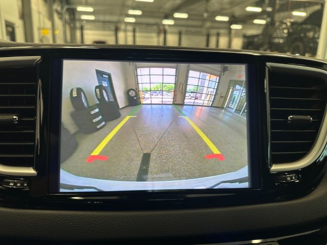 New 2027 Chrysler Pacifica LX FWD image 28