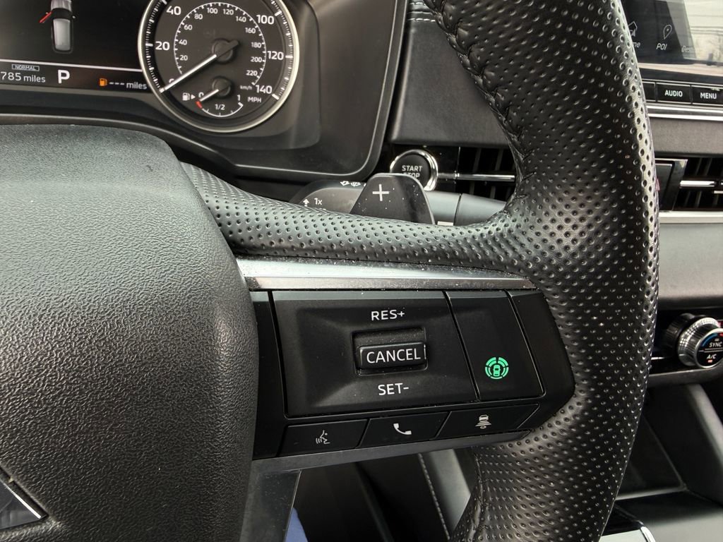 Used 2024 Mitsubishi Outlander SE image 32